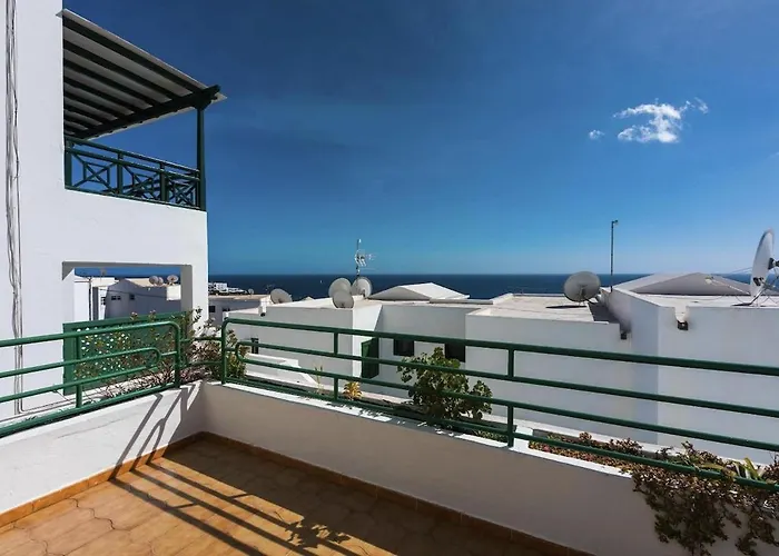 Wonderful 1 Bed With Big Terrace And Sea View In The Portonovo Complex Apartamento Tías
