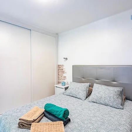 Wonderful 1 Bed With Big Terrace And Sea View In The Portonovo Complex * Tías